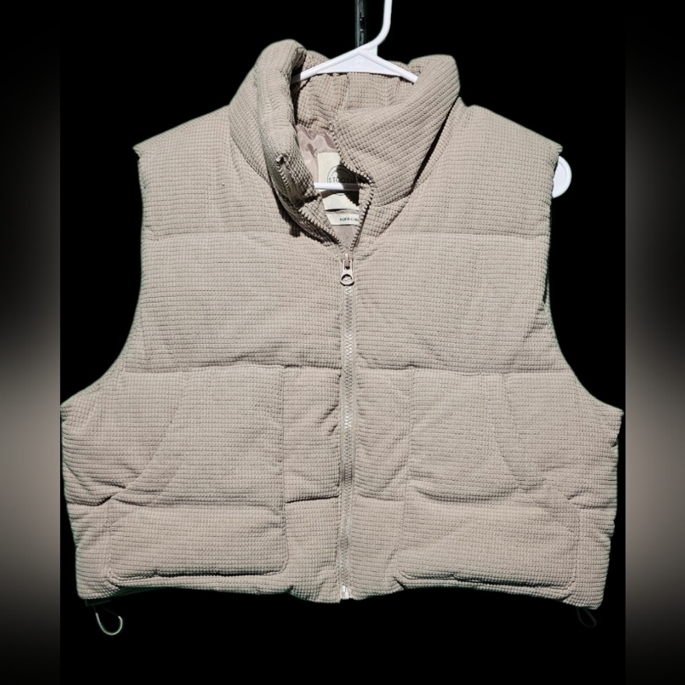 Stoosh Textured Beige Puffer Vest Size Large 23 PTP - 18 Length